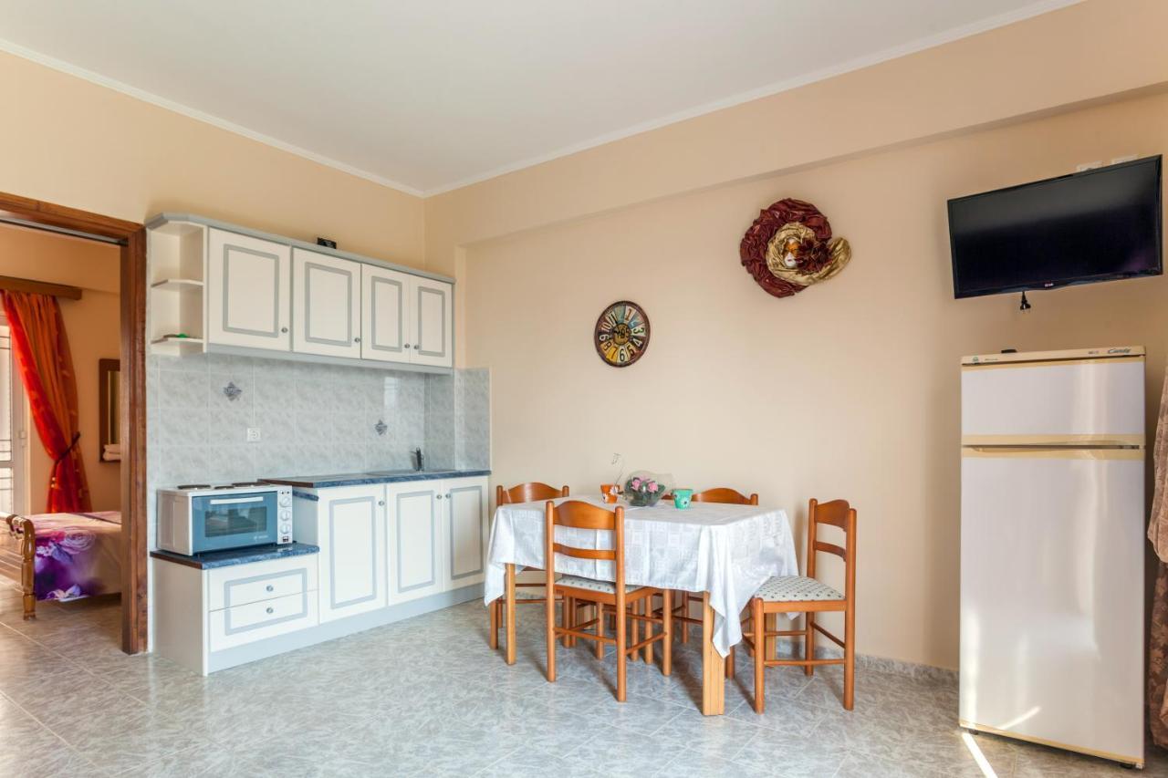 Christine Seaside Apartments In Chania สตาโลส ภายนอก รูปภาพ