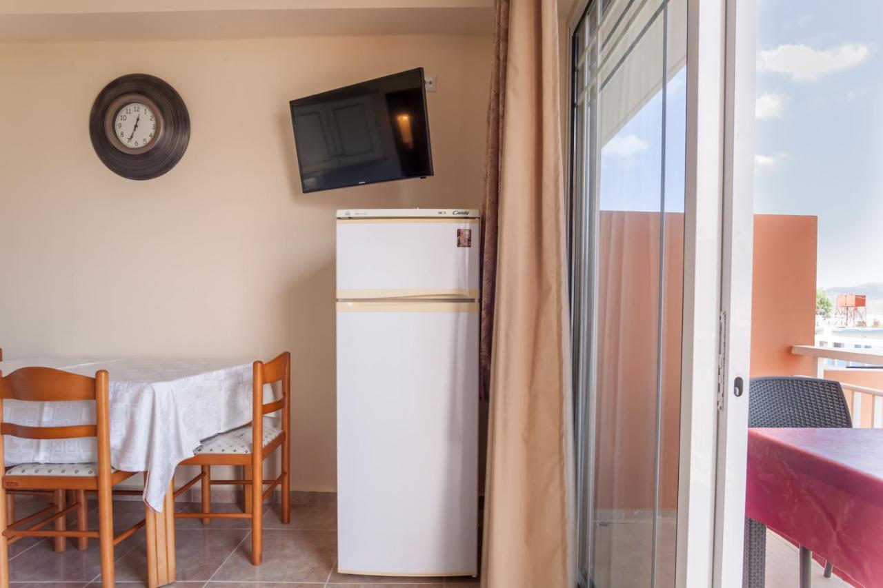 Christine Seaside Apartments In Chania สตาโลส ภายนอก รูปภาพ